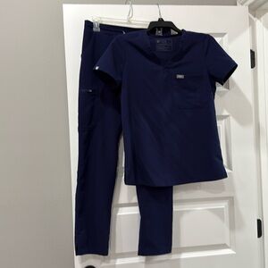 Figs scrub set navy blue size XS medical